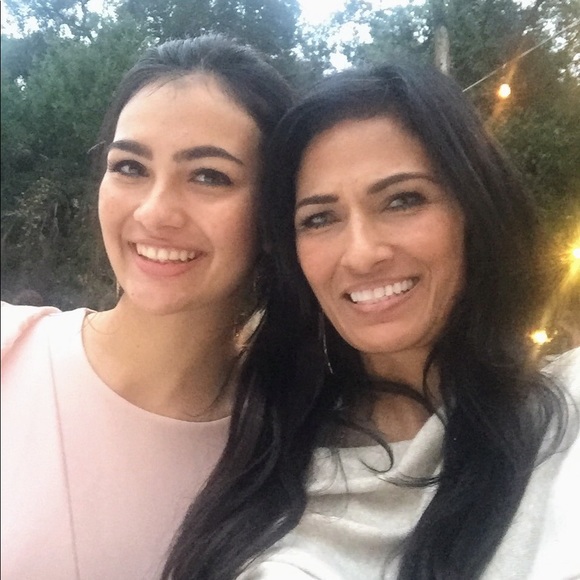 Meet your Posher, Michele - Picture 1 of 1